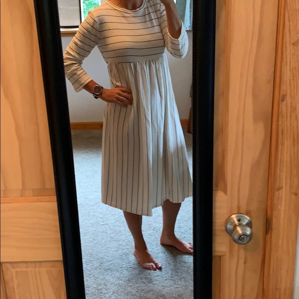 Roolee midi maternity dress